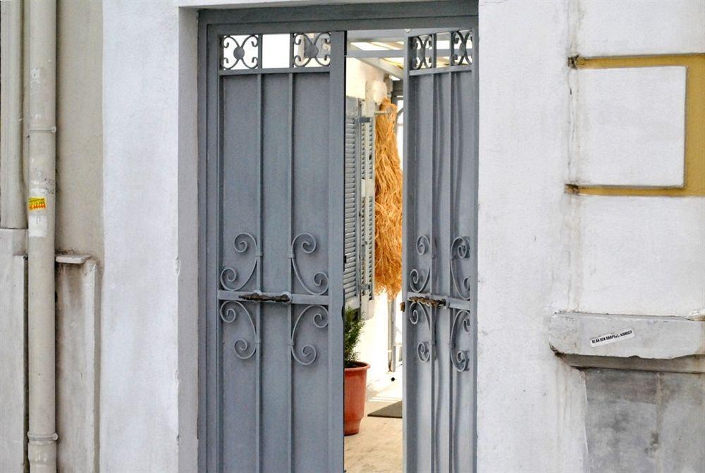 Alice Inn Athens Ngoại thất bức ảnh