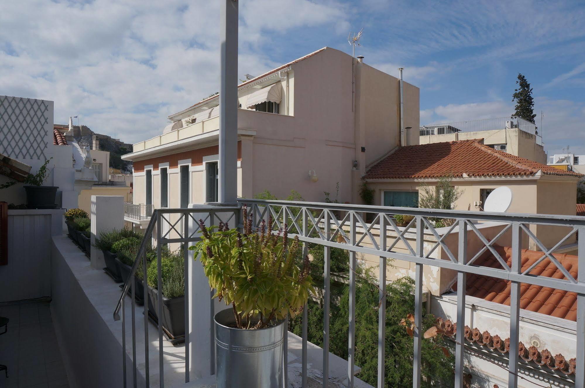 Alice Inn Athens Ngoại thất bức ảnh
